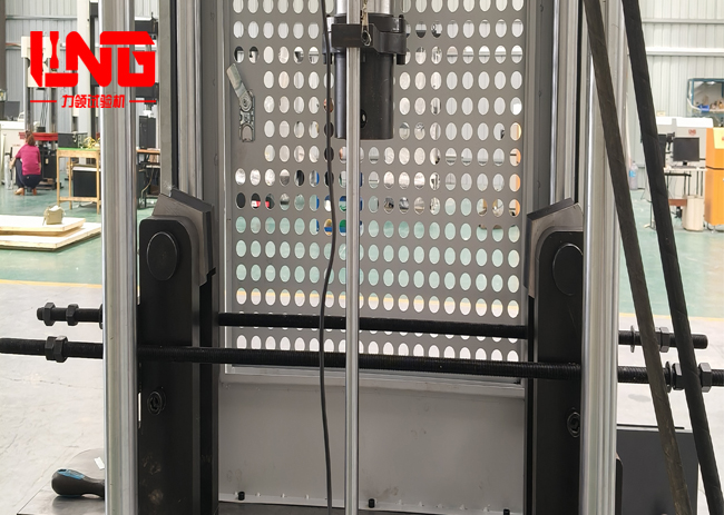 多功能钢材弯曲试验机调试待发货