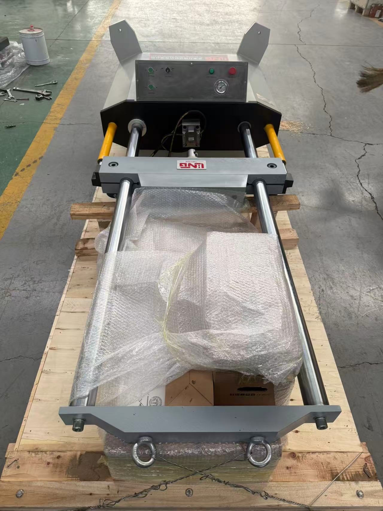 减震器示功疲劳试验机发货通知