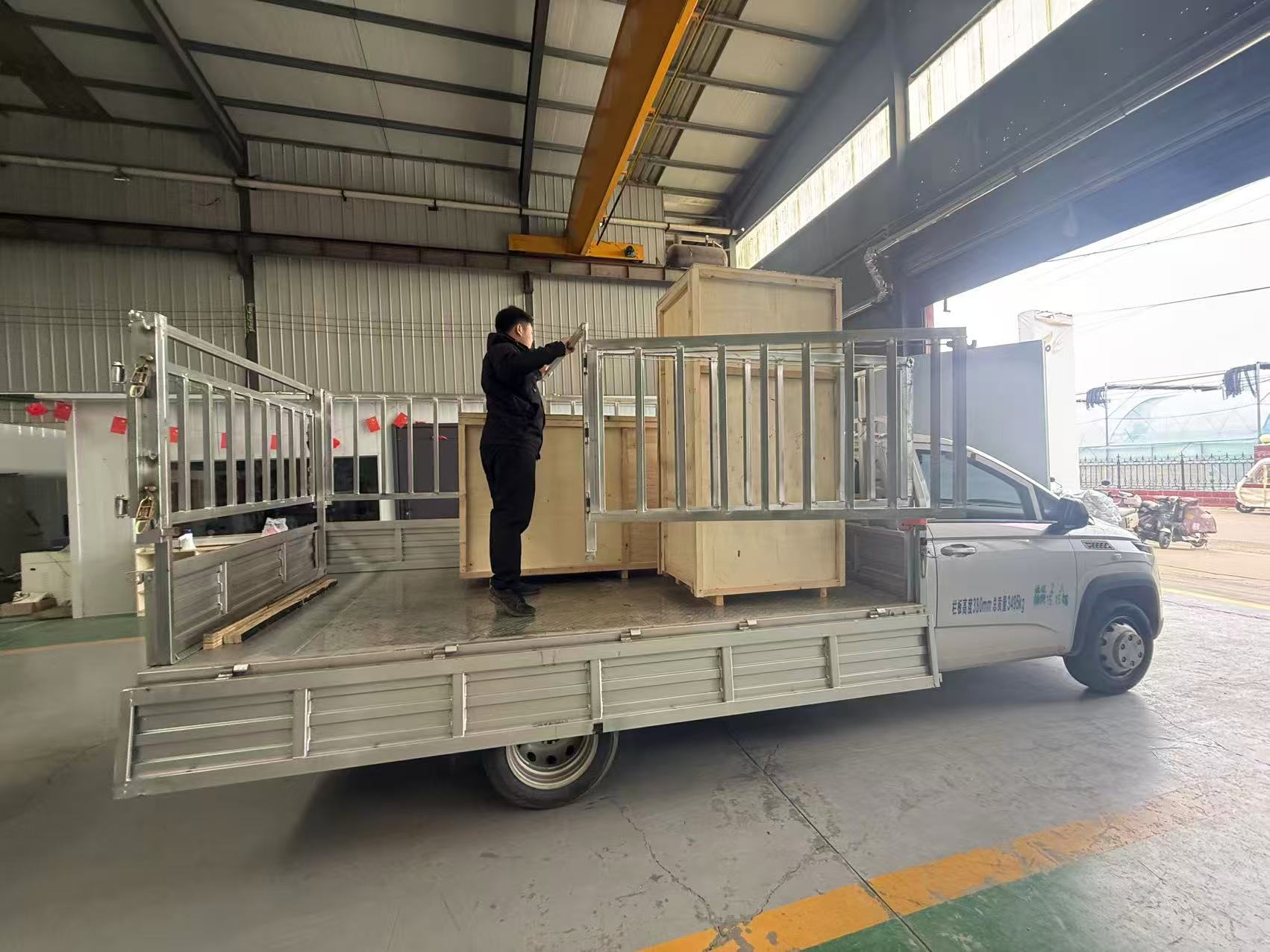 高低温电子万能试验机已发货感谢客户支持